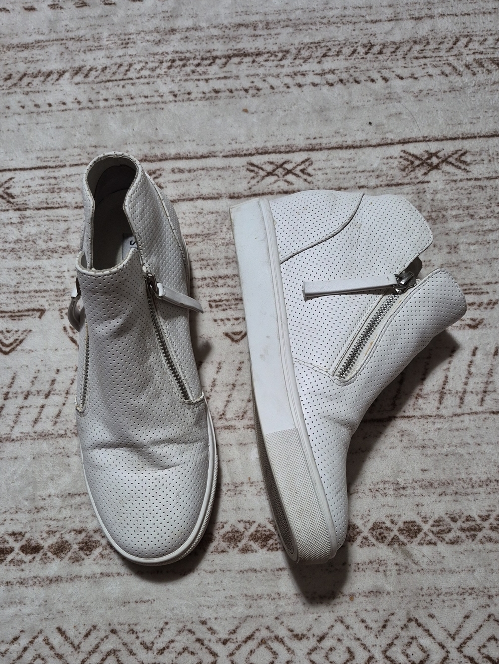 Steve Madden White Perforated Wedge Zip Sneakers